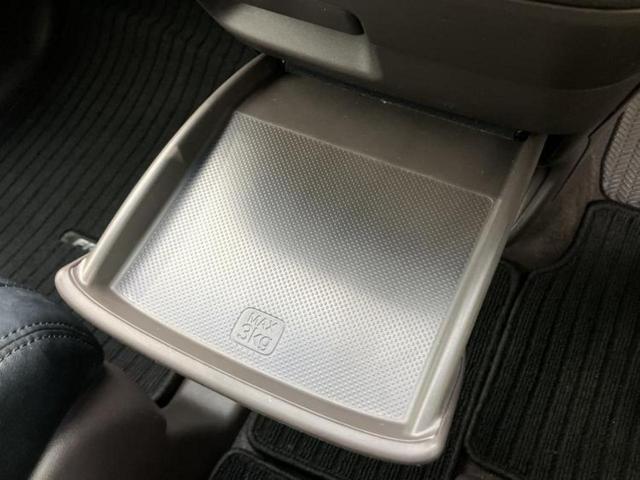 フリード Ｇホンダセンシング　新品タイヤ／保証書／純正　ＳＤナビ／ホンダセンシング／両側電動スライドドア／車線逸脱防止支援システム／ＵＳＢジャック／ＥＴＣ／ＥＢＤ付ＡＢＳ／横滑り防止装置／アイドリングストップ／バックモニター（42枚目）