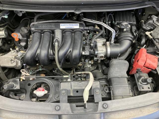 フリード Ｇホンダセンシング　新品タイヤ／保証書／純正　ＳＤナビ／ホンダセンシング／両側電動スライドドア／車線逸脱防止支援システム／ＵＳＢジャック／ＥＴＣ／ＥＢＤ付ＡＢＳ／横滑り防止装置／アイドリングストップ／バックモニター（50枚目）