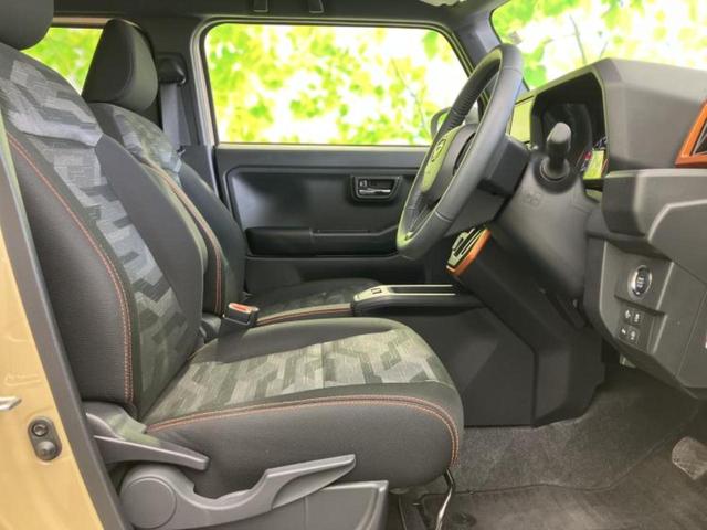 タフト Ｇ　新品タイヤ／ガラスルーフ／保証書／純正　ＳＤナビ／スマートアシスト（トヨタ・ダイハツ）／シートヒーター　前席／パノラマモニター／車線逸脱防止支援システム／ドライブレコーダー　純正　衝突被害軽減システム（4枚目）