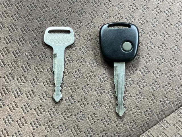 エブリイ ジョイン　保証書／ＥＴＣ／ＥＢＤ付ＡＢＳ／エアバッグ　運転席／エアバッグ　助手席／パワーウインドウ／キーレスエントリー／パワーステアリング／マニュアルエアコン／取扱説明書／アクセサリーソケット／間欠ワイパー（34枚目）