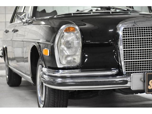 ３００ＳＥＬ　正規輸入ウエスタン当時物　同色全塗装　本革オリジナル同仕様張替え　当時物ホワイトステアリング　オルタネーター交換　エアコン配管交換　バックカメラ　ケンウッド９型ナビ　前後ドラレコ　ＥＴＣ付(68枚目)