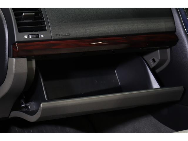 250G リラックスセレクション サンルーフ/G’s仕様/新品アネーロ19AW/新品TEIN車高調/シーケンシャルヘッドライト/OP付きスモークテールランプ/Bluetoothオーディオ/地デジ/ETC/パワーシート/バックカメラ(38枚目)