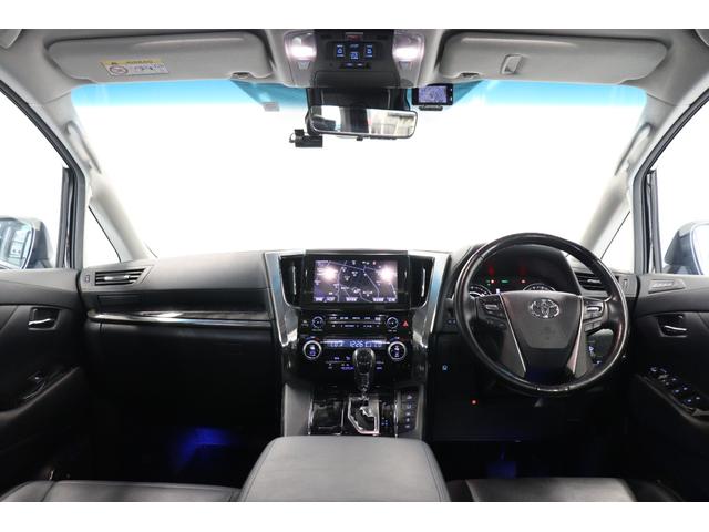 アルファードハイブリッド ＳＲ　Ｃパッケージ　サンルーフ／新シュタイナーＦＴＸ２０ＡＷ／ＫＷ車高調／ＴＲＤエアロ／ＪＢＬプレミアムサウンド／後席モニター／革シート／オットマン／２列目シートヒーター／全方位カメラ／デジタルインナーミラー／クルコン（9枚目）