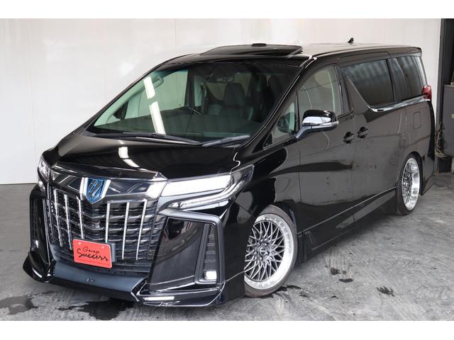 アルファードハイブリッド ＳＲ　Ｃパッケージ　サンルーフ／新シュタイナーＦＴＸ２０ＡＷ／ＫＷ車高調／ＴＲＤエアロ／ＪＢＬプレミアムサウンド／後席モニター／革シート／オットマン／２列目シートヒーター／全方位カメラ／デジタルインナーミラー／クルコン（12枚目）