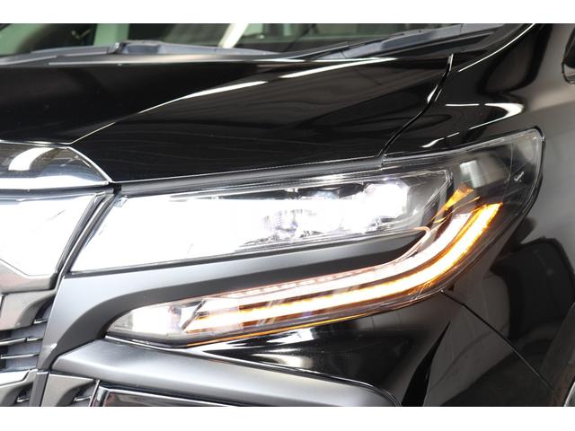 アルファードハイブリッド ＳＲ　Ｃパッケージ　サンルーフ／新シュタイナーＦＴＸ２０ＡＷ／ＫＷ車高調／ＴＲＤエアロ／ＪＢＬプレミアムサウンド／後席モニター／革シート／オットマン／２列目シートヒーター／全方位カメラ／デジタルインナーミラー／クルコン（14枚目）