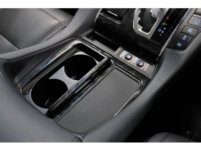 アルファードハイブリッド ＳＲ　Ｃパッケージ　サンルーフ／新シュタイナーＦＴＸ２０ＡＷ／ＫＷ車高調／ＴＲＤエアロ／ＪＢＬプレミアムサウンド／後席モニター／革シート／オットマン／２列目シートヒーター／全方位カメラ／デジタルインナーミラー／クルコン（37枚目）
