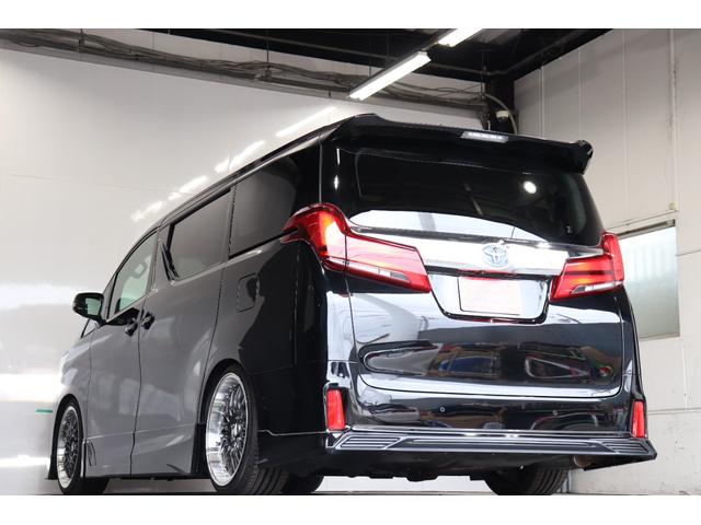 アルファードハイブリッド ＳＲ　Ｃパッケージ　サンルーフ／新シュタイナーＦＴＸ２０ＡＷ／ＫＷ車高調／ＴＲＤエアロ／ＪＢＬプレミアムサウンド／後席モニター／革シート／オットマン／２列目シートヒーター／全方位カメラ／デジタルインナーミラー／クルコン（44枚目）