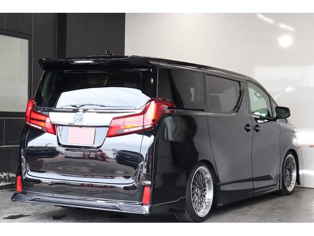 アルファードハイブリッド ＳＲ　Ｃパッケージ　サンルーフ／新シュタイナーＦＴＸ２０ＡＷ／ＫＷ車高調／ＴＲＤエアロ／ＪＢＬプレミアムサウンド／後席モニター／革シート／オットマン／２列目シートヒーター／全方位カメラ／デジタルインナーミラー／クルコン（48枚目）