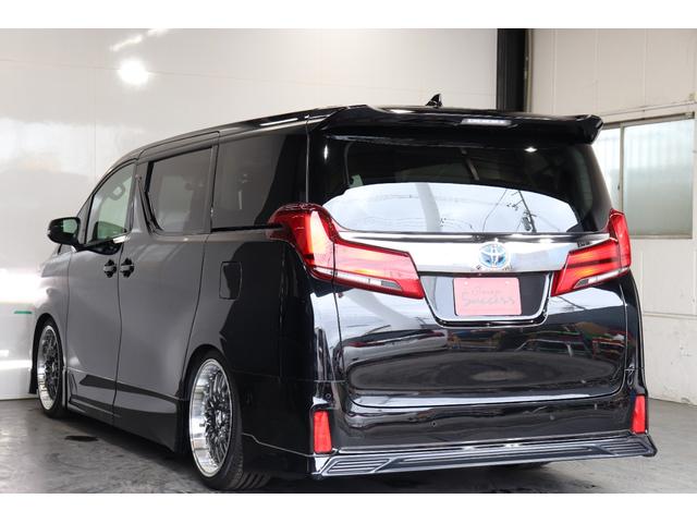 アルファードハイブリッド ＳＲ　Ｃパッケージ　サンルーフ／新シュタイナーＦＴＸ２０ＡＷ／ＫＷ車高調／ＴＲＤエアロ／ＪＢＬプレミアムサウンド／後席モニター／革シート／オットマン／２列目シートヒーター／全方位カメラ／デジタルインナーミラー／クルコン（50枚目）