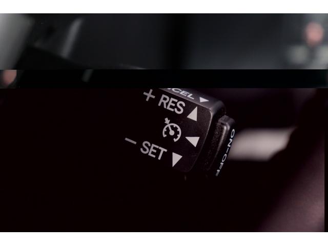 ●高速道路で大活躍です。アクセルを踏まなくても一定速度で走行できるクルーズコントロールついてます。燃費も良くなります。