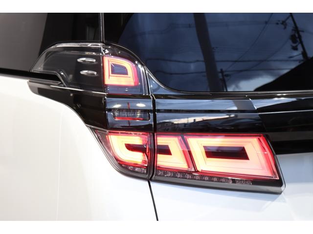 ヴェルファイア 2.5Z ゴールデンアイズ サンルーフ/エアフォースエアサス/WORKジスタンス20AW/両側パワスラ/パワーバックドア/レーダークルーズ/地デジ/Bluetooth/バックカメラ/ETC/オットマン/100V電源(51枚目)