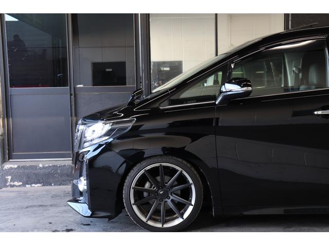 アルファード 2.5S Aパッケージ レイズブラックフリート20AW/サンルーフ/フリップダウンモニター/社外車高調/プッシュスタート/クルコン/バックカメラ/Bluetoothオーディオ/Bluetooth/バックカメラ/ETC(19枚目)