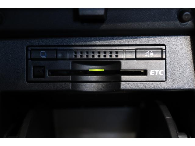 アルファード 2.5S Aパッケージ レイズブラックフリート20AW/サンルーフ/フリップダウンモニター/社外車高調/プッシュスタート/クルコン/バックカメラ/Bluetoothオーディオ/Bluetooth/バックカメラ/ETC(26枚目)