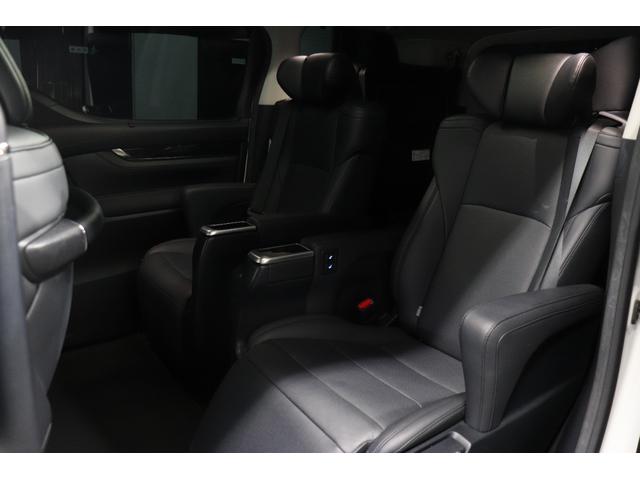 アルファード ２．５Ｓ　Ｃパッケージ　ＫＵＨＬＶＥＲＺ－ＫＣＶ０１　２０ＡＷ／クールフルエアロ／サンルーフ／クール４本出しマフラー／社外車調／ＪＢＬサウンド／シグネイチャーイルミ／Ｂｌｕｅｔｏｏｔｈ／バックカメラ／クルコン／レーダー探知機（68枚目）