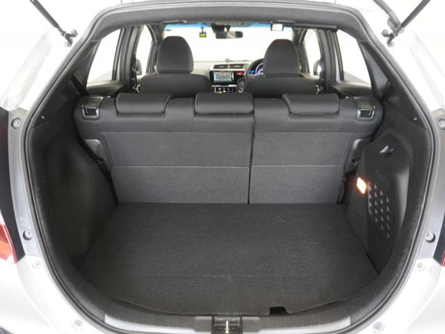 Ｓパッケージ　１年保証　４ＷＤ　ナビ　ドラレコ　ＥＴＣ　バックカメラ　クルーズコントロール　Ｂｌｕｅｔｏｏｔｈ　横滑り防止装置　純正アルミホイール　スマートキー２個　ＬＥＤヘッドライト　衝突被害軽減ブレーキ　ＴＶ（画像28）