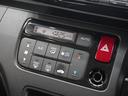 ◆オートエアコン装備◆　お好みの温度を設定をするだけで、後は、自動で風量を調節してくれます！快適にドライブが楽しめます。