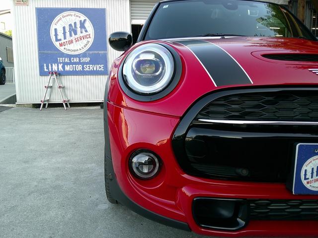 ＭＩＮＩ クーパーＳ　ク純正ナビ・タッチパネルディスプレイ　Ｂｌｕｅｔｏｏｔｈ対応　バックカメラ　レーダークルーズコントロール　ペッパーＰＫＧ　エナジェティックスタイル　パドルシフト　ＥＴＣ　ＪＣＷ革巻ステアリング（25枚目）