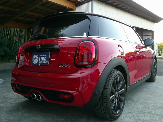 ＭＩＮＩ クーパーＳ　ク純正ナビ・タッチパネルディスプレイ　Ｂｌｕｅｔｏｏｔｈ対応　バックカメラ　レーダークルーズコントロール　ペッパーＰＫＧ　エナジェティックスタイル　パドルシフト　ＥＴＣ　ＪＣＷ革巻ステアリング（29枚目）