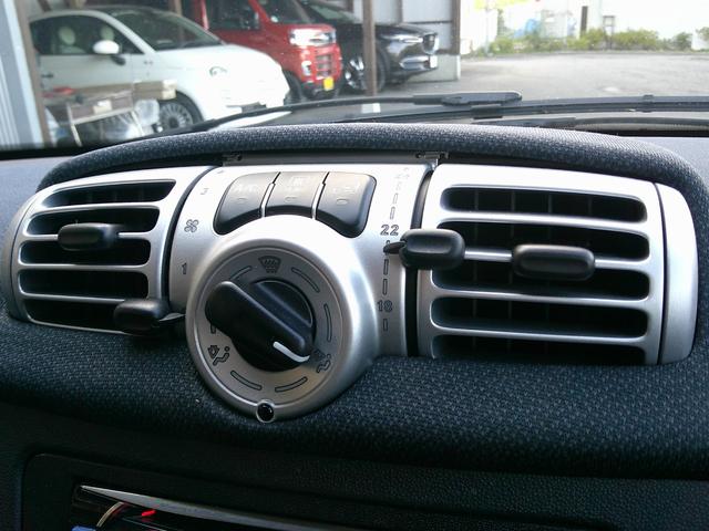 スマートフォーツークーペ mhd ガラスルーフ ETC アルミホイール CD キーレス(9枚目)