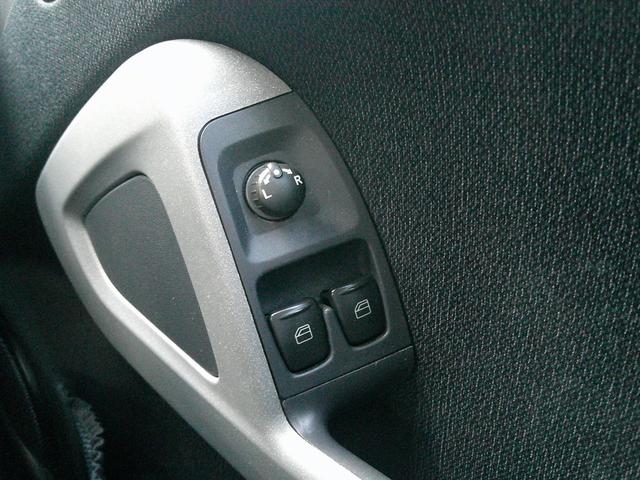 スマートフォーツークーペ mhd ガラスルーフ ETC アルミホイール CD キーレス(12枚目)