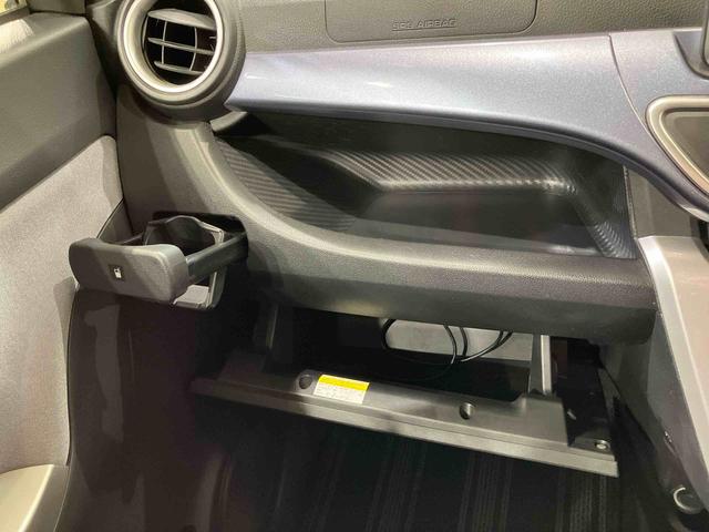 キャスト アクティバG SAII 4WD ETC アルミホイール アイドリングストップ 衝突防止システム LEDヘッドランプ レーンアシスト スマートキー 記録簿 禁煙車 ワンオーナー エアバッグ エアコン パワーステアリング ABS(11枚目)
