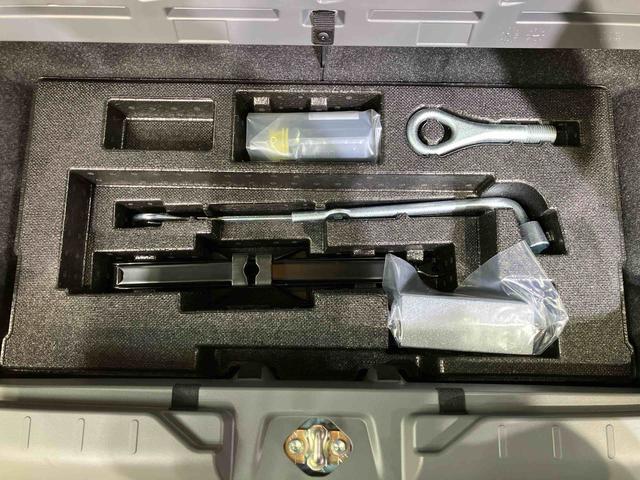 タフト Ｇ　ダーククロムベンチャー　４ＷＤ　アルミホイール　シートヒーター　アイドリングストップ　オートマチックハイビーム　衝突防止システム　ＬＥＤヘッドランプ　レーンアシスト　スマートキー　記録簿　ワンオーナー　エアバッグ　エアコン（17枚目）