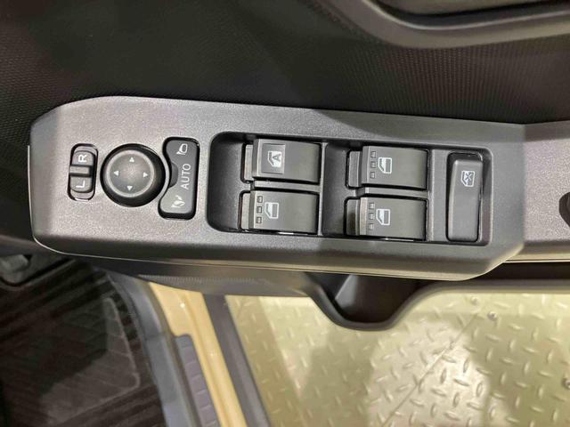 タフト Ｘ　４ＷＤ　アイドリングストップ　オートマチックハイビーム　衝突防止システム　ＬＥＤヘッドランプ　レーンアシスト　スマートキー　記録簿　ワンオーナー　エアバッグ　エアコン　パワーステアリング　ＡＢＳ（6枚目）