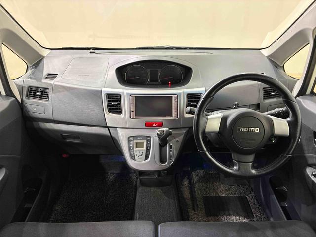 ムーヴ カスタム　ＲＳ　４ＷＤ　アルミホイール　ターボ　アイドリングストップ　スマートキー　記録簿　禁煙車　エアバッグ　エアコン　パワーステアリング　パワーウィンドウ　ＡＢＳ（5枚目）