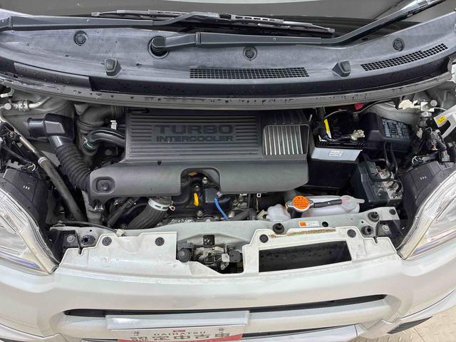 ムーヴ カスタム　ＲＳ　４ＷＤ　アルミホイール　ターボ　アイドリングストップ　スマートキー　記録簿　禁煙車　エアバッグ　エアコン　パワーステアリング　パワーウィンドウ　ＡＢＳ（18枚目）