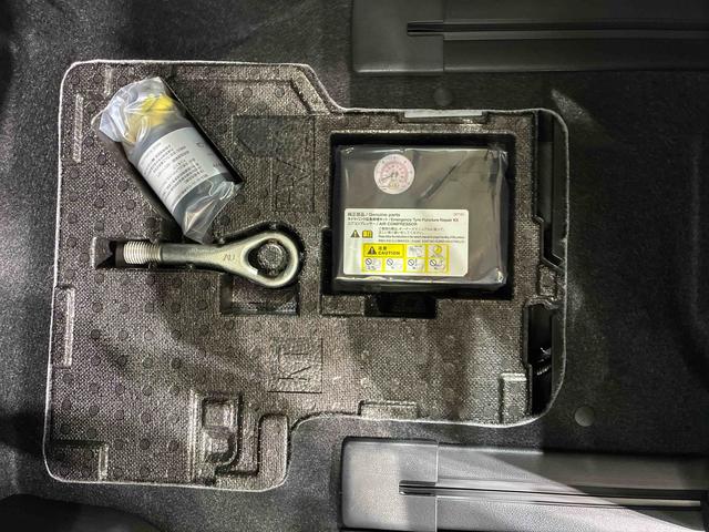 タント X 4WD アイドリングストップ オートマチックハイビーム 衝突防止システム LEDヘッドランプ レーンアシスト スマートキー 記録簿 ワンオーナー エアバッグ エアコン パワーステアリング ABS(17枚目)