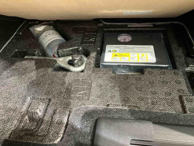 タント ファンクロス 4WD アルミホイール シートヒーター アイドリングストップ オートマチックハイビーム 衝突防止システム LEDヘッドランプ レーンアシスト スマートキー 記録簿 ワンオーナー エアバッグ エアコン(17枚目)