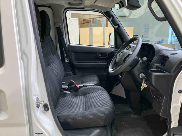 ハイゼットカーゴ DX(3枚目)