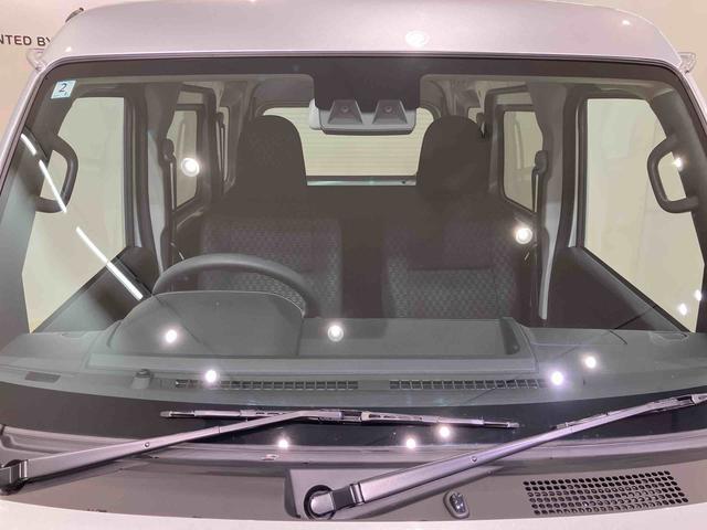 ハイゼットカーゴ DX 4WD アイドリングストップ オートマチックハイビーム 衝突防止システム レーンアシスト キーレスエントリー 記録簿 ワンオーナー エアバッグ エアコン パワーステアリング パワーウィンドウ ABS(2枚目)