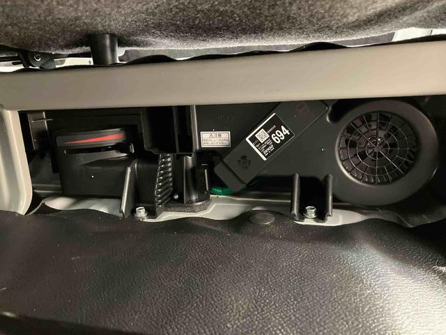 ハイゼットカーゴ DX 4WD アイドリングストップ オートマチックハイビーム 衝突防止システム レーンアシスト キーレスエントリー 記録簿 ワンオーナー エアバッグ エアコン パワーステアリング パワーウィンドウ ABS(17枚目)