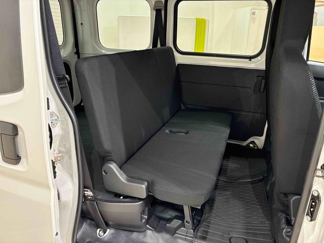 ハイゼットカーゴ DX 4WD アイドリングストップ オートマチックハイビーム 衝突防止システム レーンアシスト キーレスエントリー 記録簿 ワンオーナー エアバッグ エアコン パワーステアリング パワーウィンドウ ABS(4枚目)