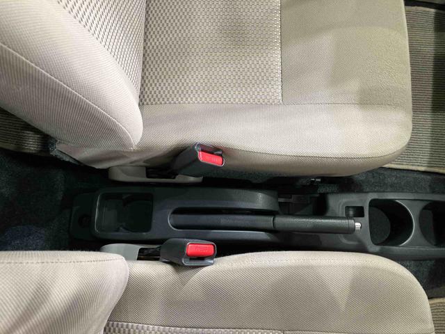 ミライース Ｘｆ　メモリアルエディション　４ＷＤ　キーレスエントリー　記録簿　エアバッグ　エアコン　パワーステアリング　パワーウィンドウ　ＣＤ　ＡＢＳ（30枚目）