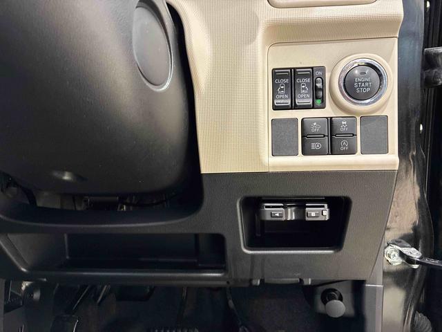 ムーヴキャンバス Gブラックインテリアリミテッド SAIII 4WD ETC アイドリングストップ オートマチックハイビーム 衝突防止システム LEDヘッドランプ レーンアシスト スマートキー 記録簿 禁煙車 エアバッグ エアコン パワーステアリング ABS(7枚目)