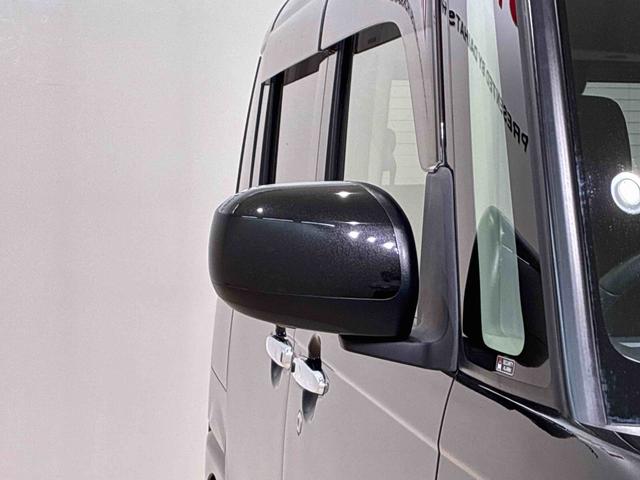 ムーヴキャンバス Gブラックインテリアリミテッド SAIII 4WD ETC アイドリングストップ オートマチックハイビーム 衝突防止システム LEDヘッドランプ レーンアシスト スマートキー 記録簿 禁煙車 エアバッグ エアコン パワーステアリング ABS(22枚目)