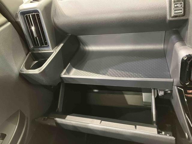 タント カスタムX 4WD アルミホイール シートヒーター アイドリングストップ オートマチックハイビーム 衝突防止システム LEDヘッドランプ レーンアシスト スマートキー 記録簿 ワンオーナー エアバッグ エアコン(11枚目)