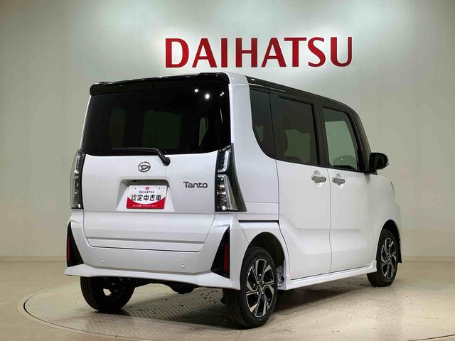 タント カスタムX 4WD アルミホイール シートヒーター アイドリングストップ オートマチックハイビーム 衝突防止システム LEDヘッドランプ レーンアシスト スマートキー 記録簿 ワンオーナー エアバッグ エアコン(14枚目)