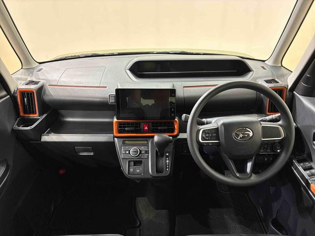 タント ファンクロス 4WD アルミホイール アイドリングストップ オートマチックハイビーム 衝突防止システム LEDヘッドランプ レーンアシスト スマートキー 記録簿 ワンオーナー エアバッグ エアコン パワーウィンドウ(5枚目)