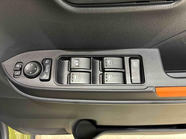 タント ファンクロス 4WD アルミホイール アイドリングストップ オートマチックハイビーム 衝突防止システム LEDヘッドランプ レーンアシスト スマートキー 記録簿 ワンオーナー エアバッグ エアコン パワーウィンドウ(6枚目)