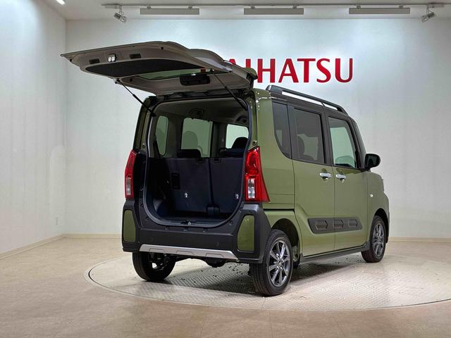 タント ファンクロス 4WD アルミホイール アイドリングストップ オートマチックハイビーム 衝突防止システム LEDヘッドランプ レーンアシスト スマートキー 記録簿 ワンオーナー エアバッグ エアコン パワーウィンドウ(15枚目)