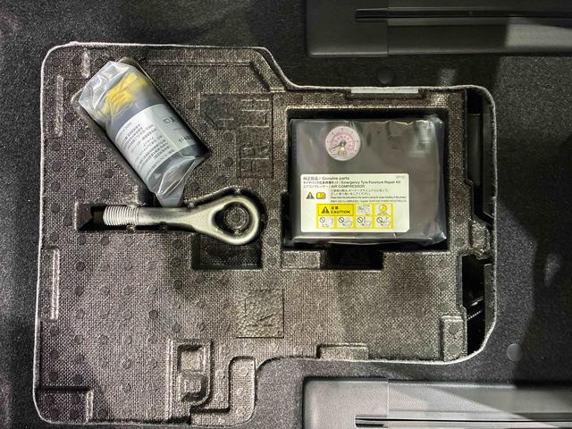 タント ファンクロス 4WD アルミホイール アイドリングストップ オートマチックハイビーム 衝突防止システム LEDヘッドランプ レーンアシスト スマートキー 記録簿 ワンオーナー エアバッグ エアコン パワーウィンドウ(17枚目)