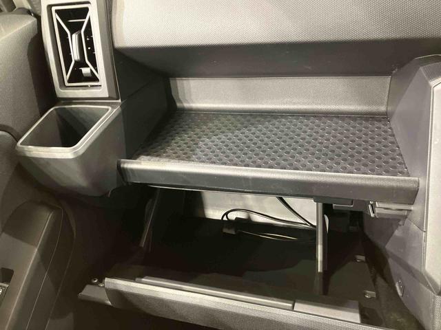 タフト X 4WD アルミホイール アイドリングストップ オートマチックハイビーム 衝突防止システム LEDヘッドランプ レーンアシスト スマートキー 記録簿 ワンオーナー エアバッグ エアコン CD ABS(11枚目)