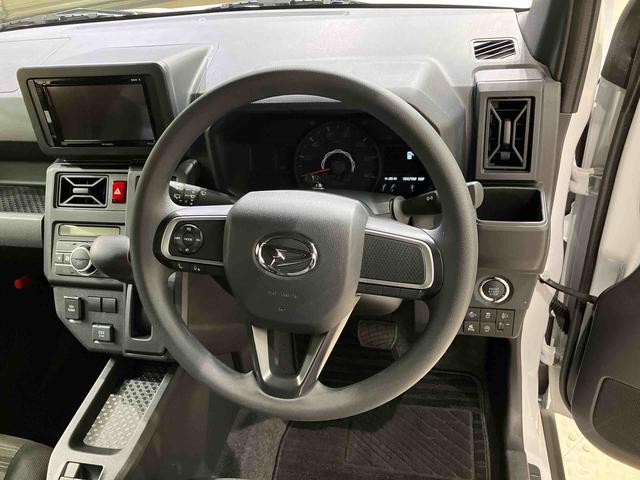 タフト X 4WD アルミホイール アイドリングストップ オートマチックハイビーム 衝突防止システム LEDヘッドランプ レーンアシスト スマートキー 記録簿 ワンオーナー エアバッグ エアコン CD ABS(25枚目)