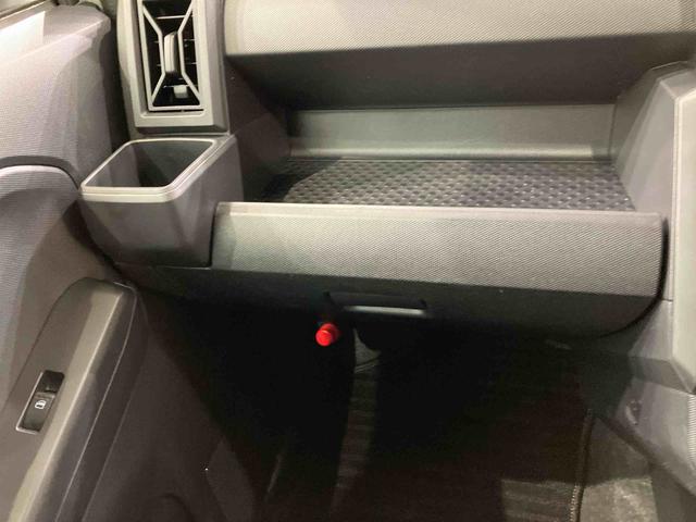 タフト X 4WD アルミホイール アイドリングストップ オートマチックハイビーム 衝突防止システム LEDヘッドランプ レーンアシスト スマートキー 記録簿 ワンオーナー エアバッグ エアコン CD ABS(29枚目)