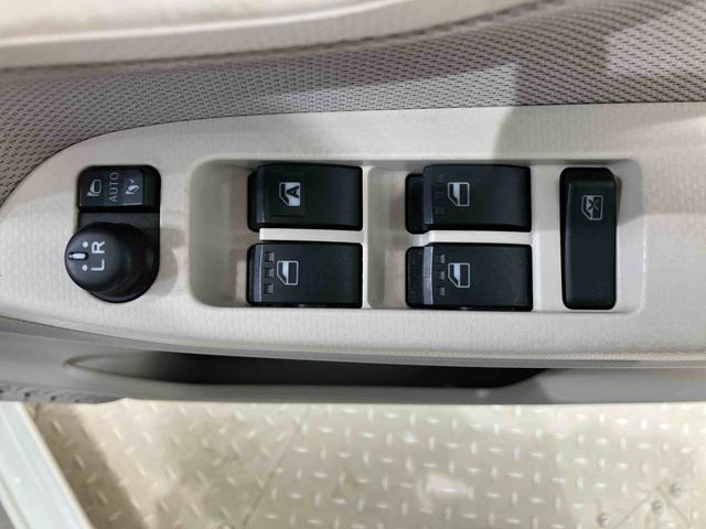 ムーヴ Ｘ　ＳＡＩＩＩ　４ＷＤ　ＥＴＣ　アルミホイール　アイドリングストップ　オートマチックハイビーム　衝突防止システム　レーンアシスト　スマートキー　記録簿　エアバッグ　エアコン　パワーステアリング　パワーウィンドウ　ＣＤ（6枚目）