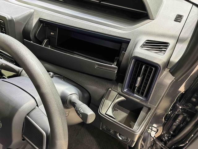 タント カスタムＸ　４ＷＤ　アルミホイール　シートヒーター　アイドリングストップ　オートマチックハイビーム　衝突防止システム　ＬＥＤヘッドランプ　レーンアシスト　スマートキー　記録簿　ワンオーナー　エアバッグ　エアコン（24枚目）