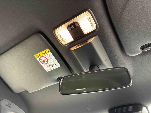 タント カスタムRS 4WD アルミホイール シートヒーター ターボ アイドリングストップ オートマチックハイビーム 衝突防止システム LEDヘッドランプ レーンアシスト スマートキー 記録簿 ワンオーナー エアバッグ(28枚目)